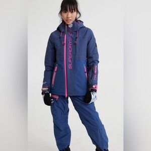 Superdry Women's Vibrant Blue and Pink Snowboard/ Ski Jacket size 4